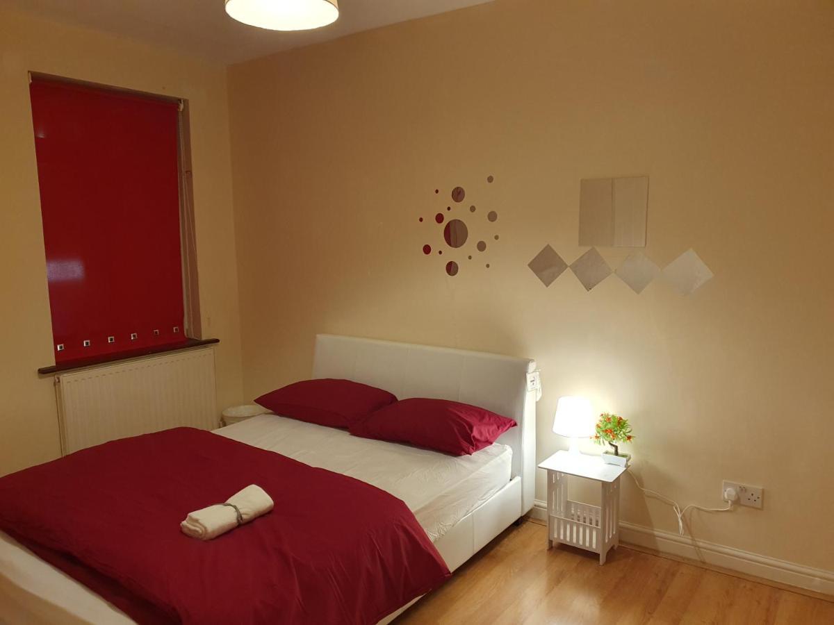 Amh Hotel - Greenford Station Northolt  Экстерьер фото